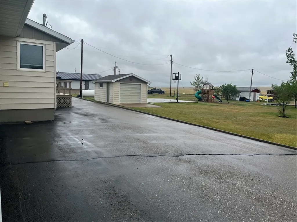 802 10th Street Circle MT 59215