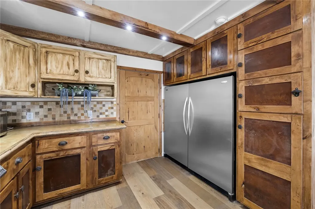591 Squaw Creek Road Huntley MT 59037