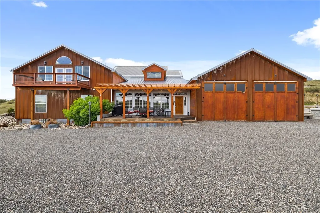 591 Squaw Creek Road Huntley MT 59037
