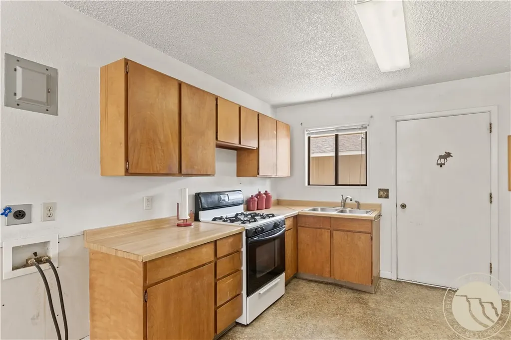720 N Haggin Avenue Red Lodge MT 59068