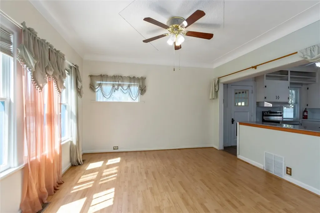 416 N Crawford Avenue Hardin MT 59034