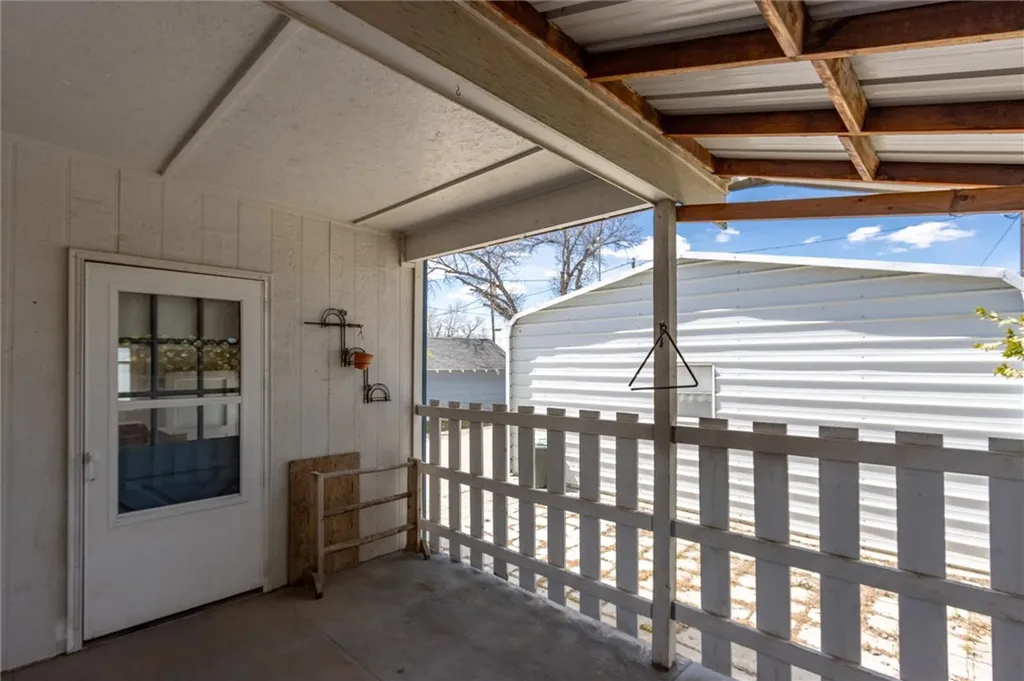 416 N Crawford Avenue Hardin MT 59034