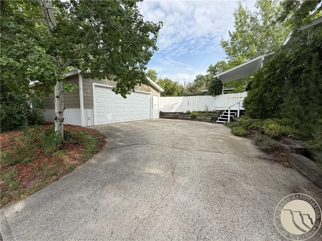 2702 Rehberg Lane Billings MT 59102
