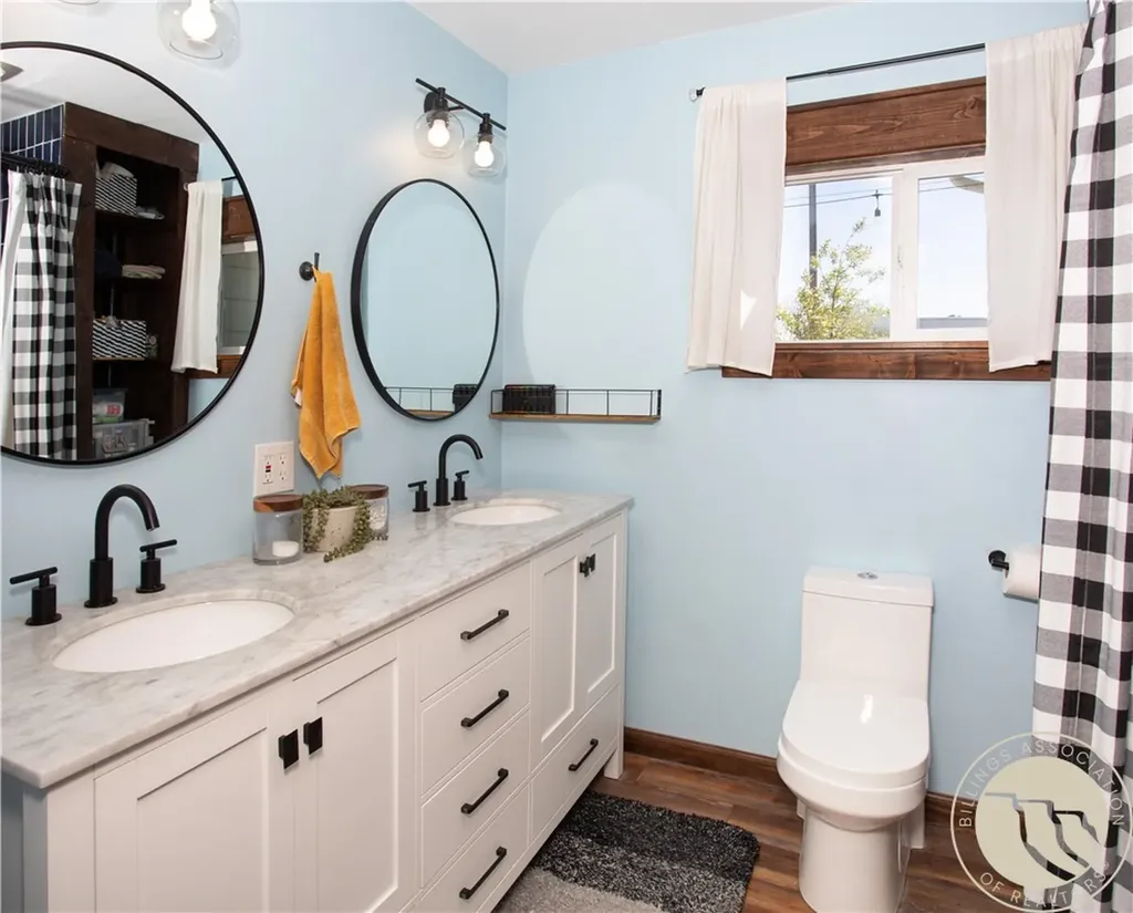 1407 N Custer Avenue Hardin MT 59034