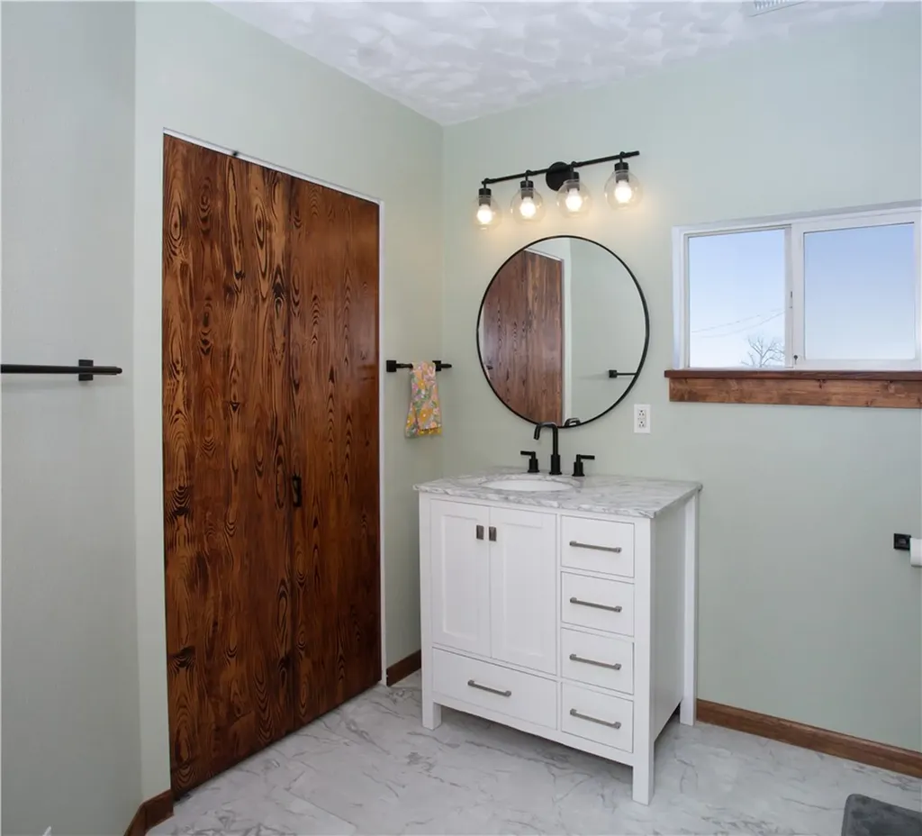 1407 N Custer Avenue Hardin MT 59034