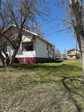 507 1ST Street SE Harlowton MT 59036