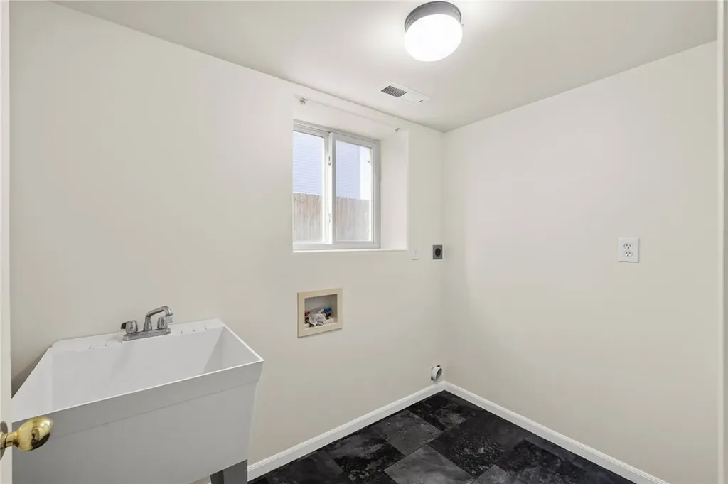 13 S 38th Street W Billings MT 59102