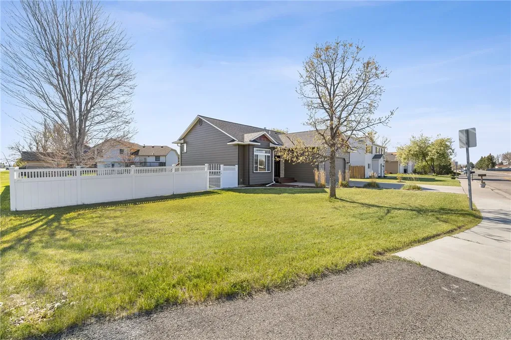 13 S 38th Street W Billings MT 59102
