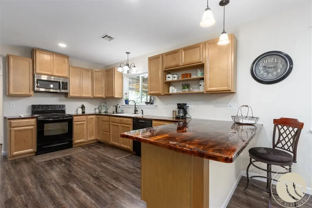 113 First Avenue W Lavina MT 59046