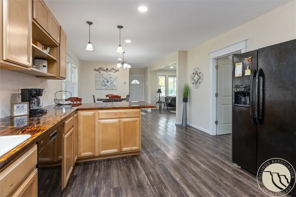 113 First Avenue W Lavina MT 59046