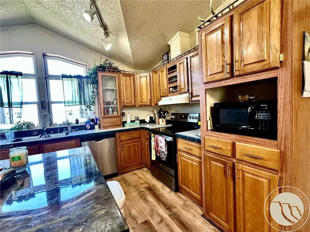 441 Mt Highway 300 Ryegate MT 59074