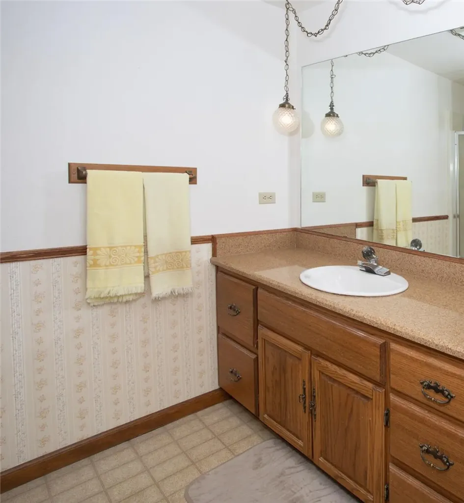 113 White Circle Billings MT 59105