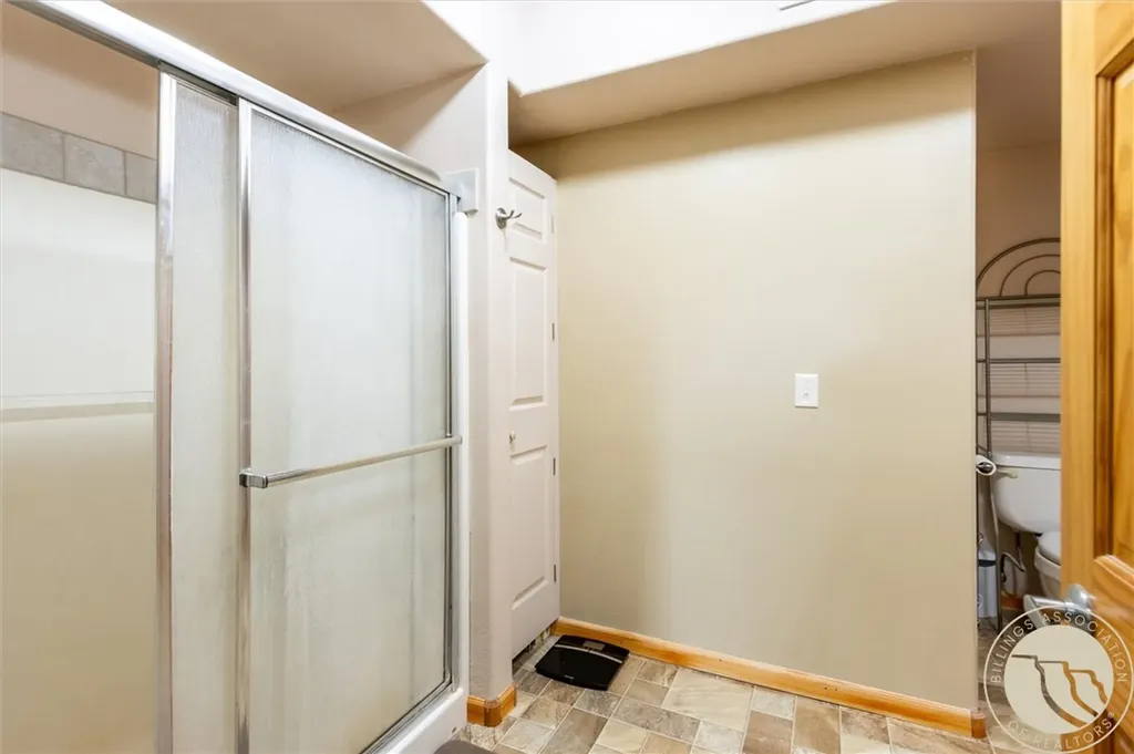 2651 N 16th Road Worden MT 59088