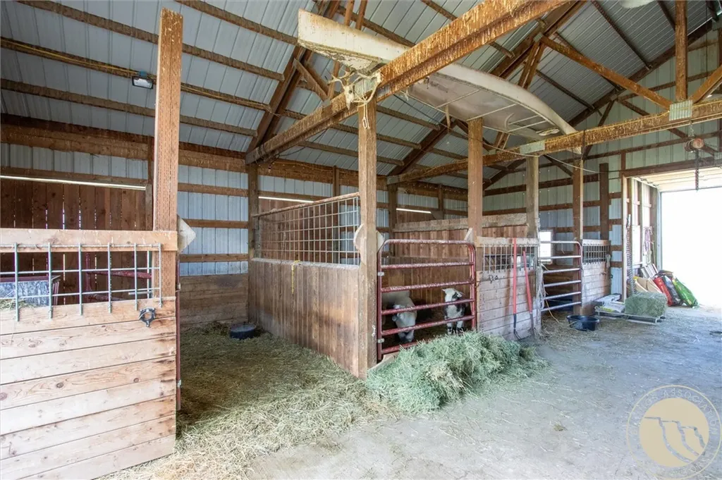 2651 N 16th Road Worden MT 59088