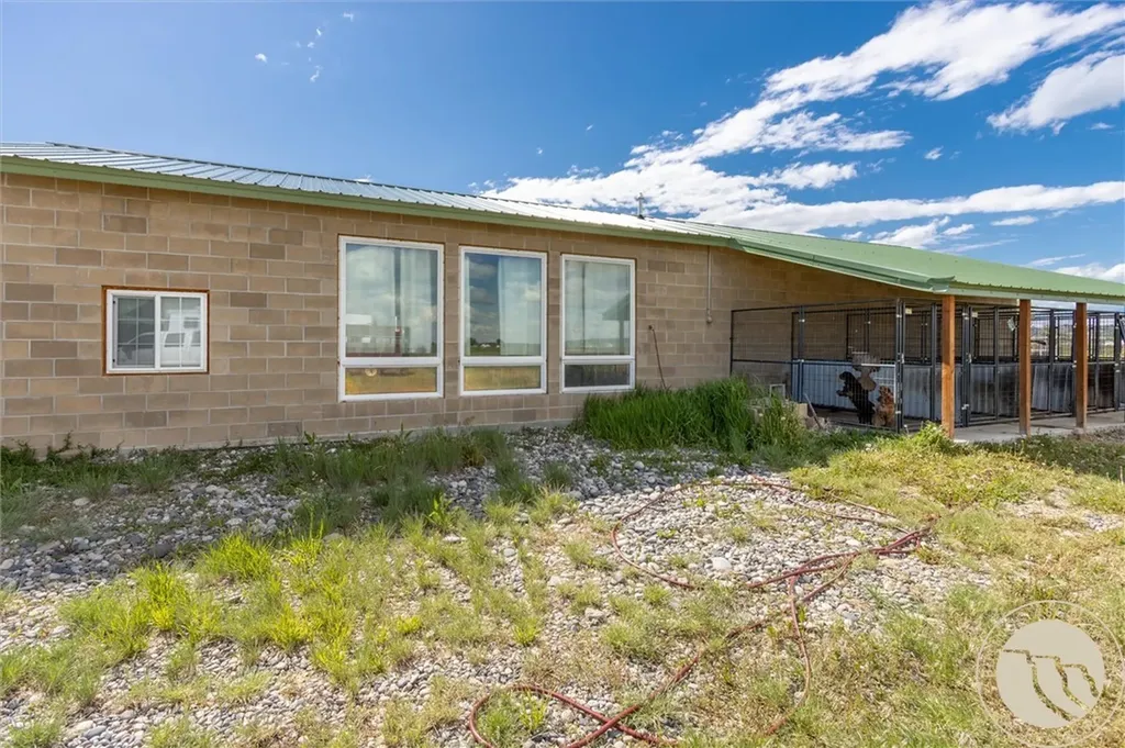 2651 N 16th Road Worden MT 59088