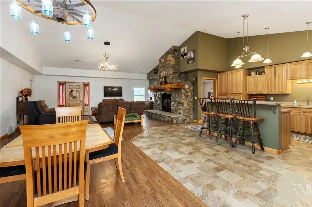 2651 N 16th Road Worden MT 59088