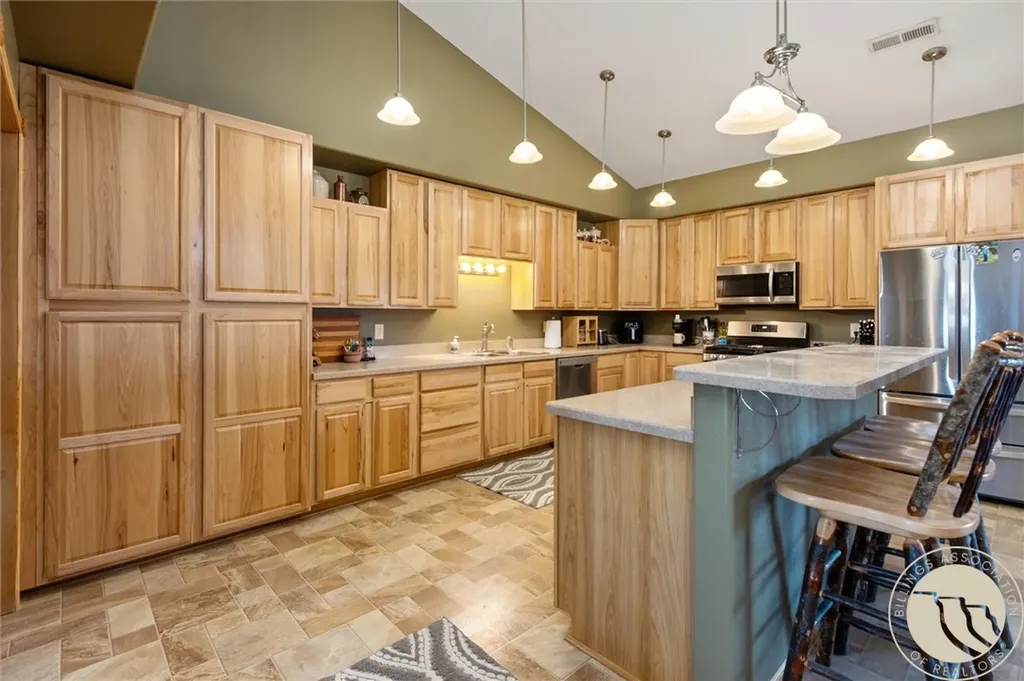 2651 N 16th Road Worden MT 59088