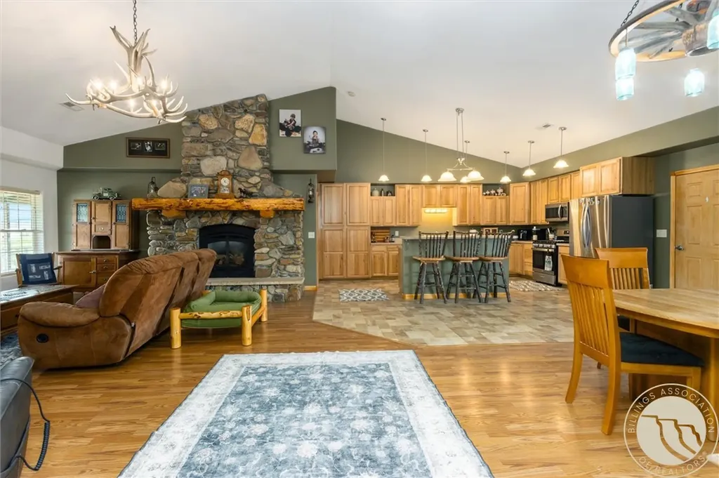 2651 N 16th Road Worden MT 59088