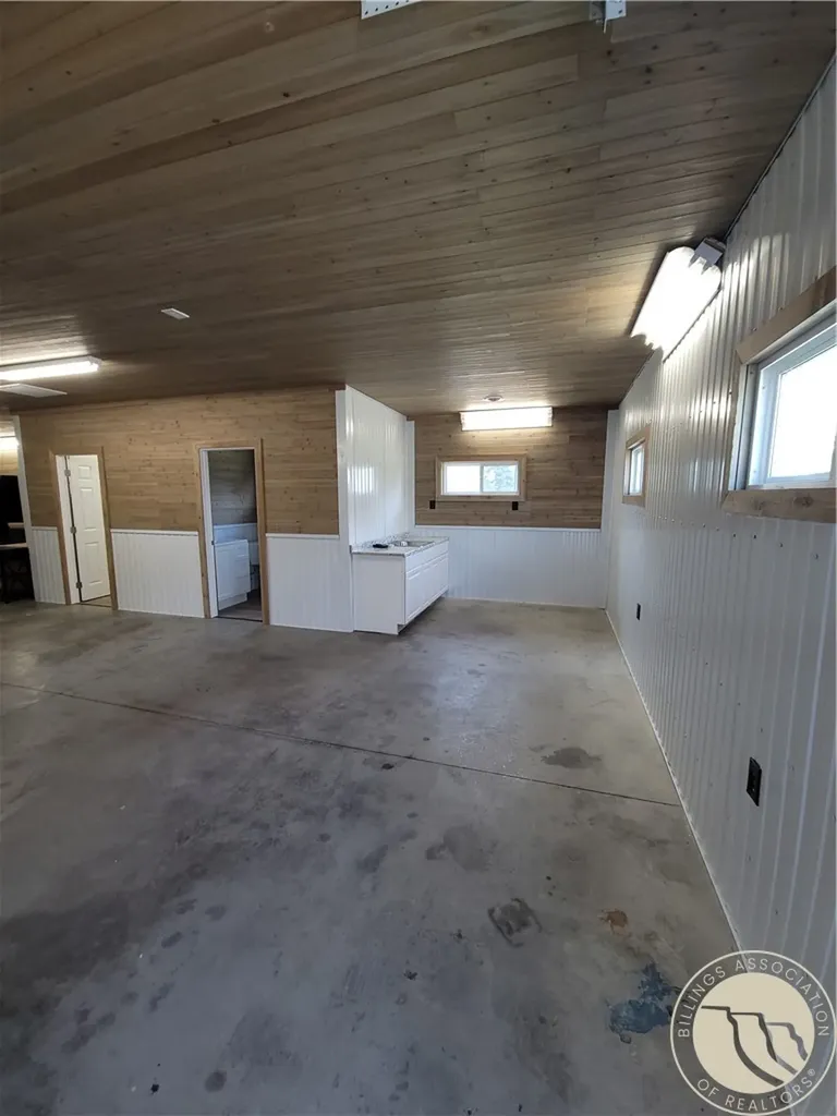 1830 W Maryland Lane Laurel MT 59044