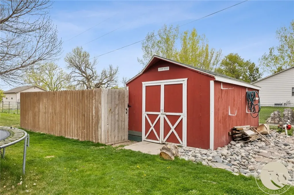 1818 W Maryland Lane Laurel MT 59044