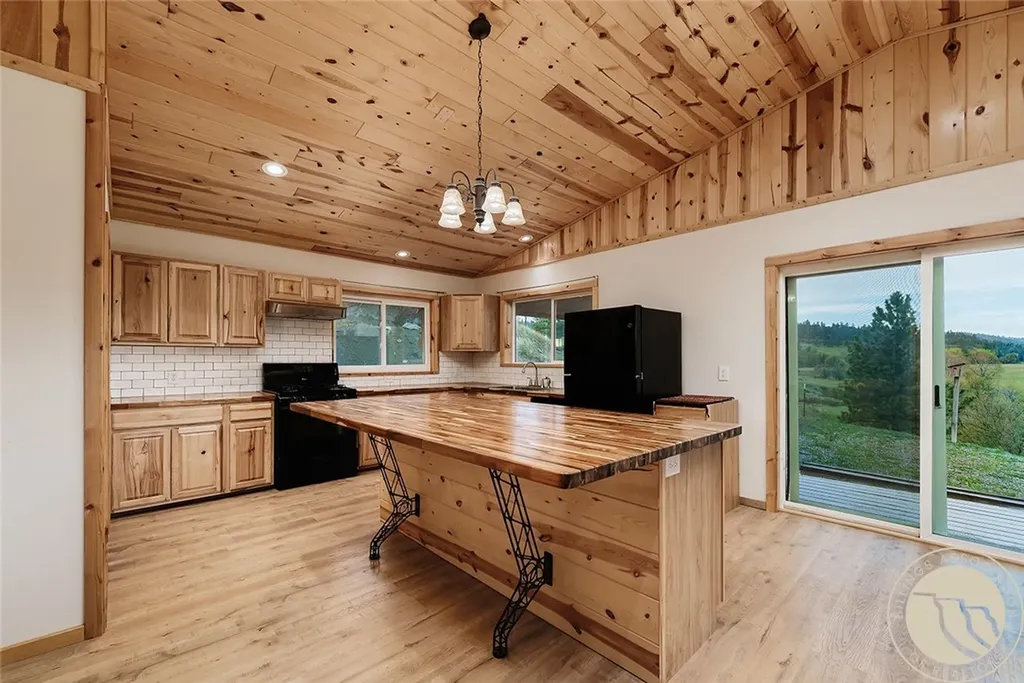 117 Countryman Drive Columbus MT 59019