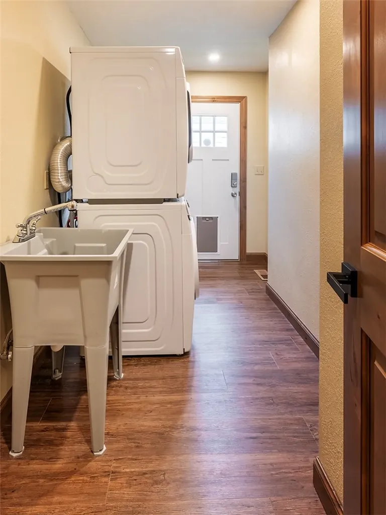 20 S Haggin Avenue Red Lodge MT 59068