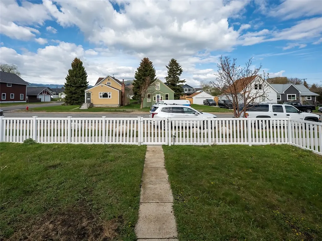 20 S Haggin Avenue Red Lodge MT 59068