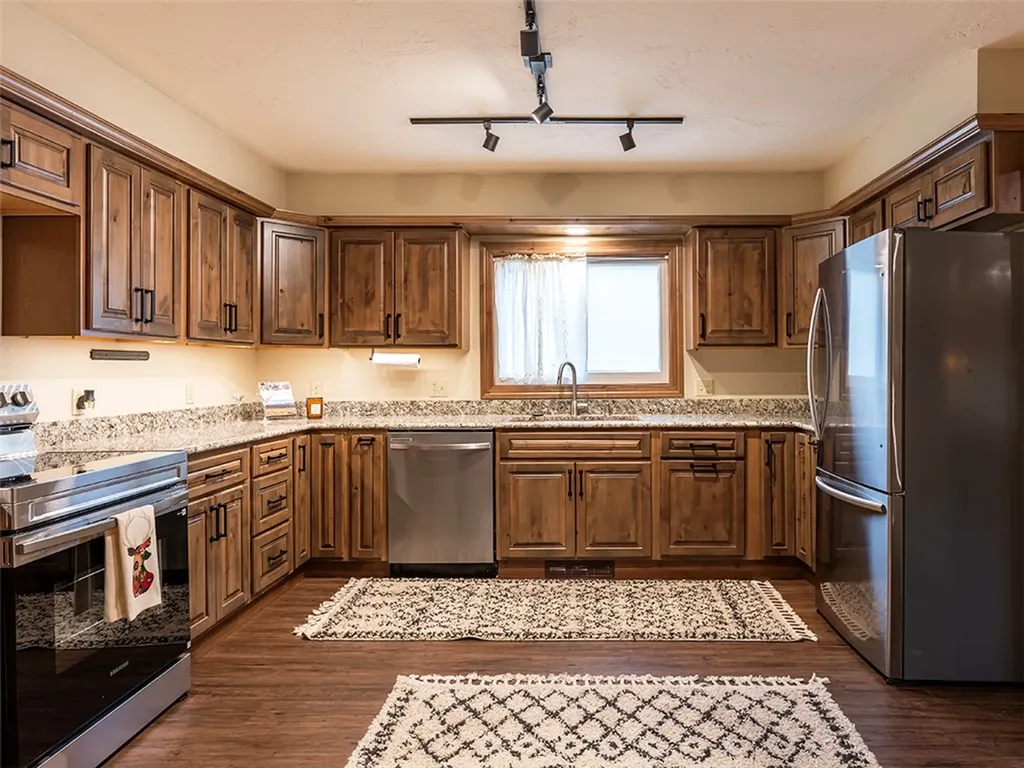 20 S Haggin Avenue Red Lodge MT 59068