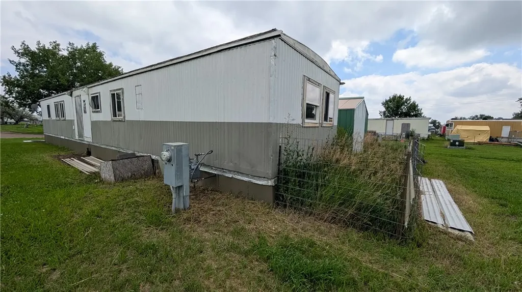 33 Highway 16 Glendive MT 59330