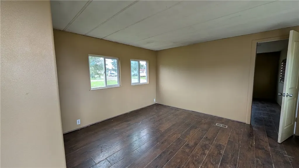 33 Highway 16 Glendive MT 59330