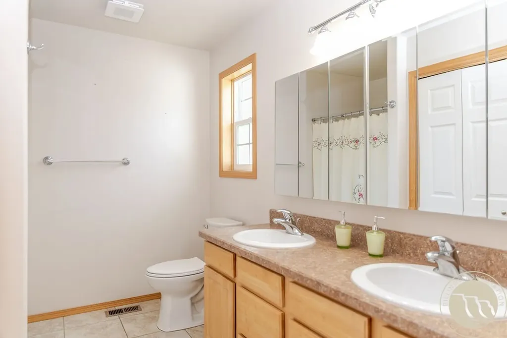 1786 Heritage Walk Billings MT 59105