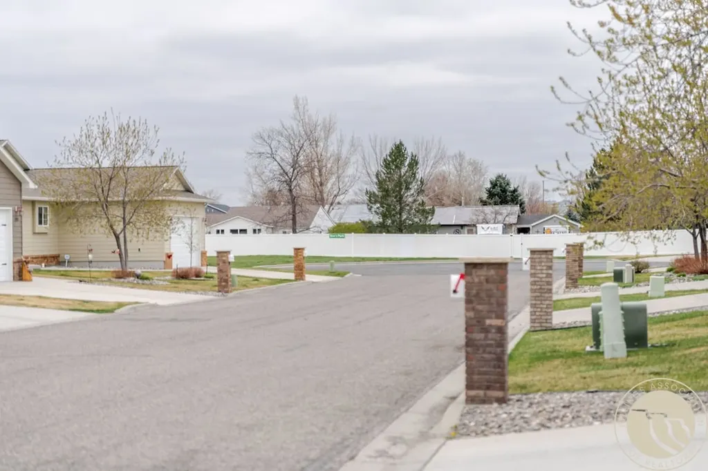 1786 Heritage Walk Billings MT 59105