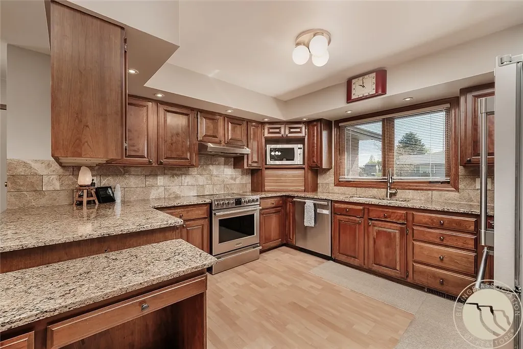 642 Shamrock Lane Billings MT 59105
