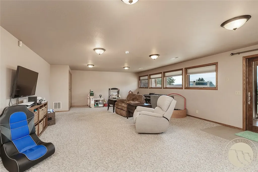642 Shamrock Lane Billings MT 59105