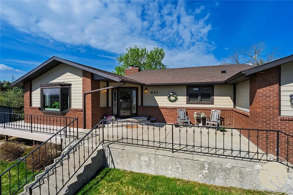 642 Shamrock Lane Billings MT 59105