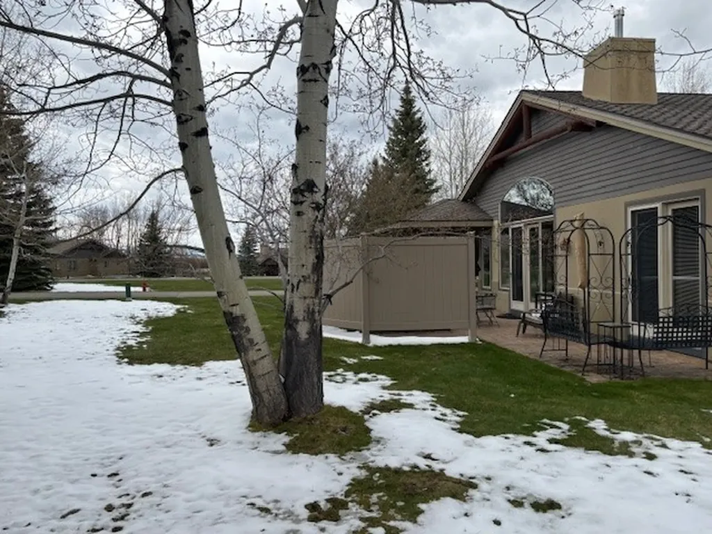 8 Jack Lackey Lane Red Lodge MT 59068