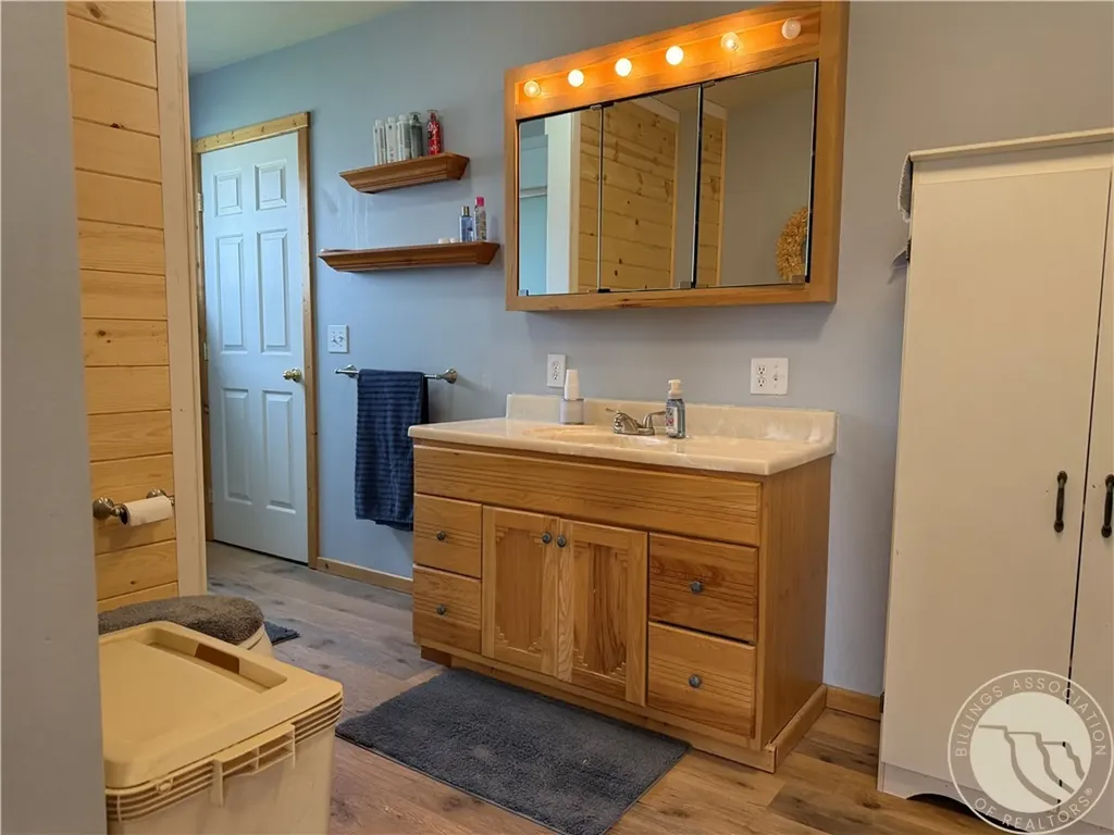 119 E 9th Avenue Big Timber MT 59011