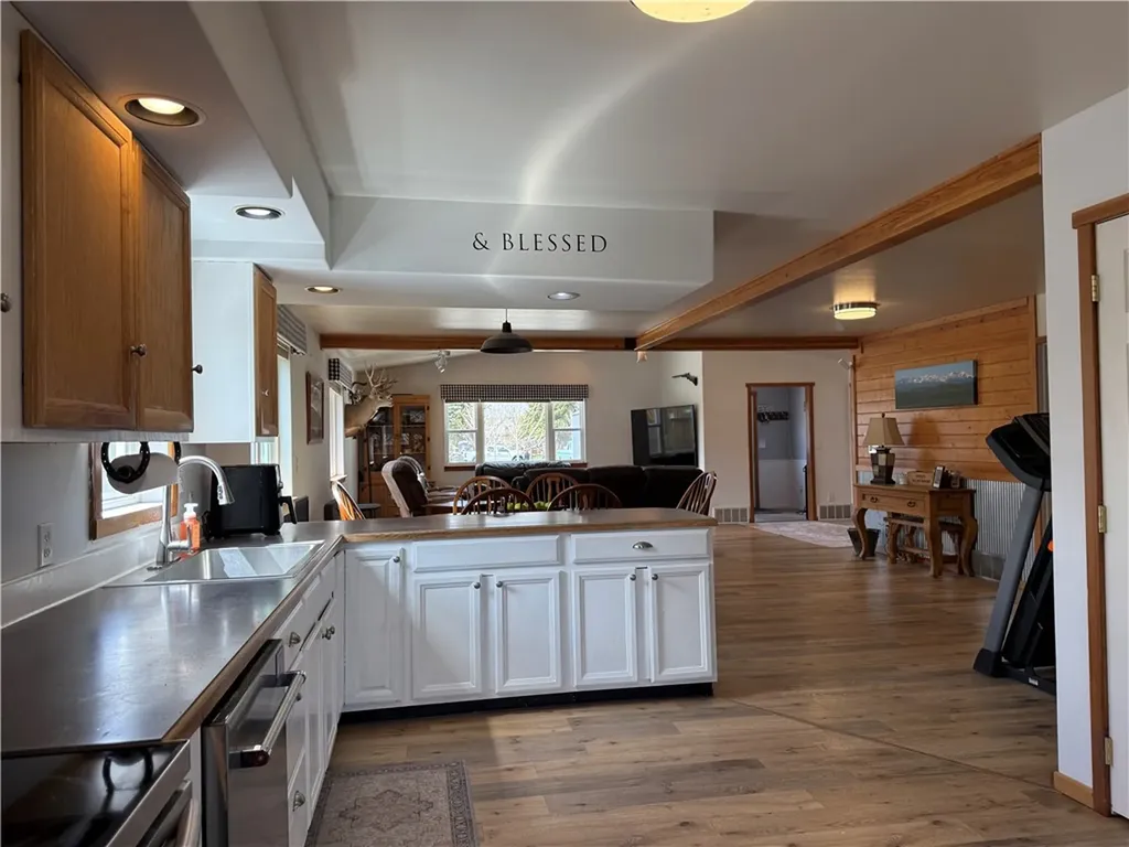 119 E 9th Avenue Big Timber MT 59011