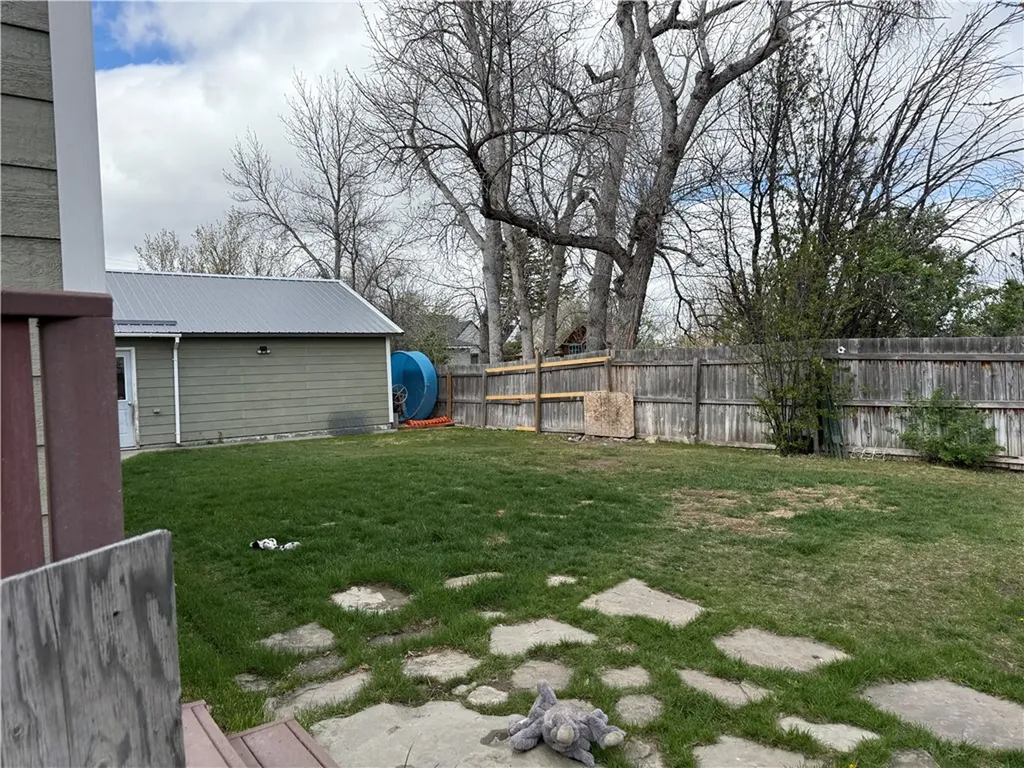 119 E 9th Avenue Big Timber MT 59011