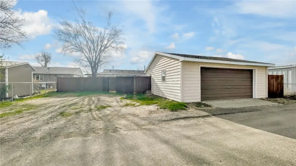 410 10th Avenue SW Sidney MT 59270