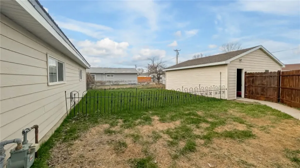 410 10th Avenue SW Sidney MT 59270