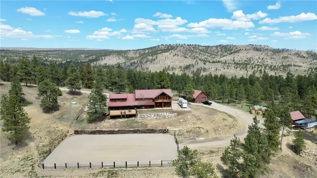 22 Whitetail Lane Columbus MT 59019