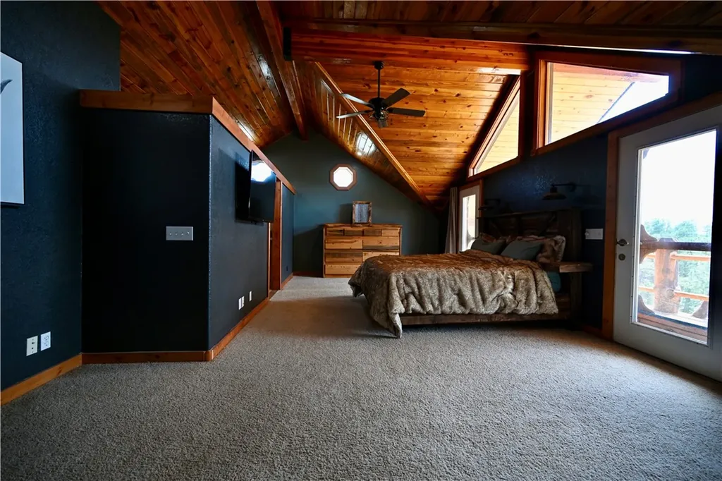 22 Whitetail Lane Columbus MT 59019