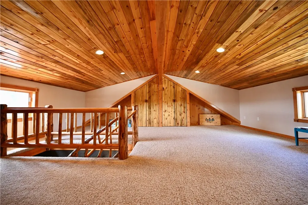 22 Whitetail Lane Columbus MT 59019