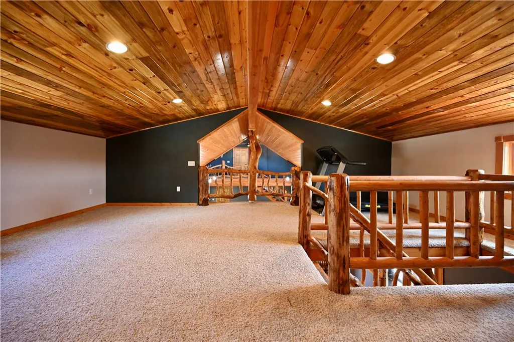 22 Whitetail Lane Columbus MT 59019