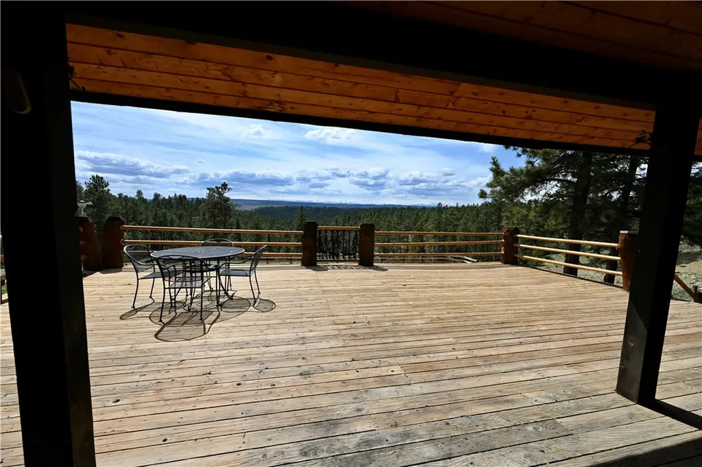 22 Whitetail Lane Columbus MT 59019