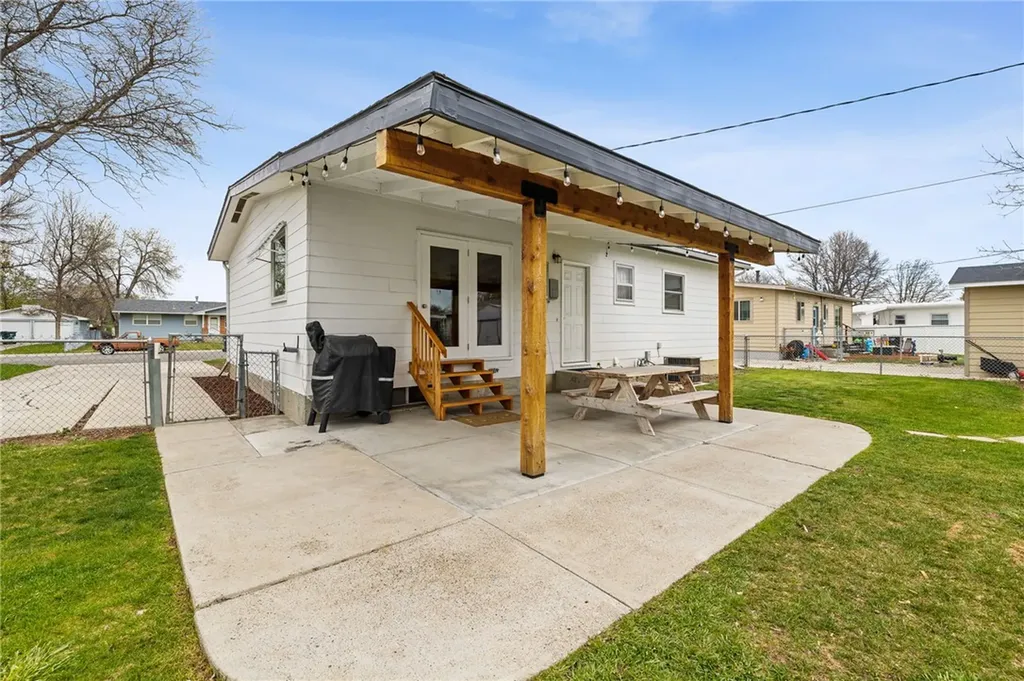 2926 Custer Avenue Billings MT 59102