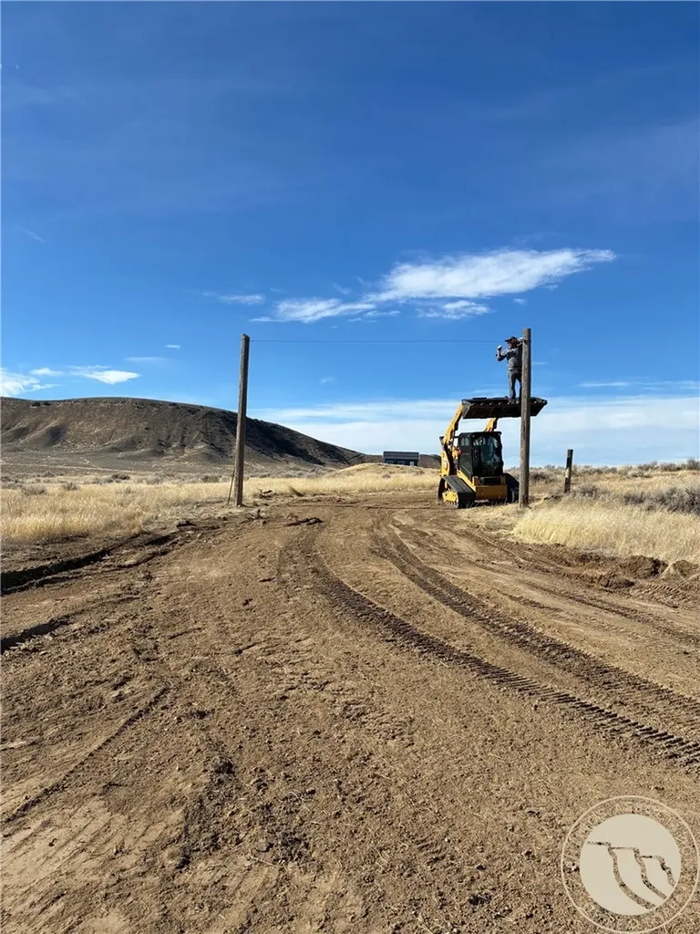 60 Five Mile Creek Road Edgar MT 59026