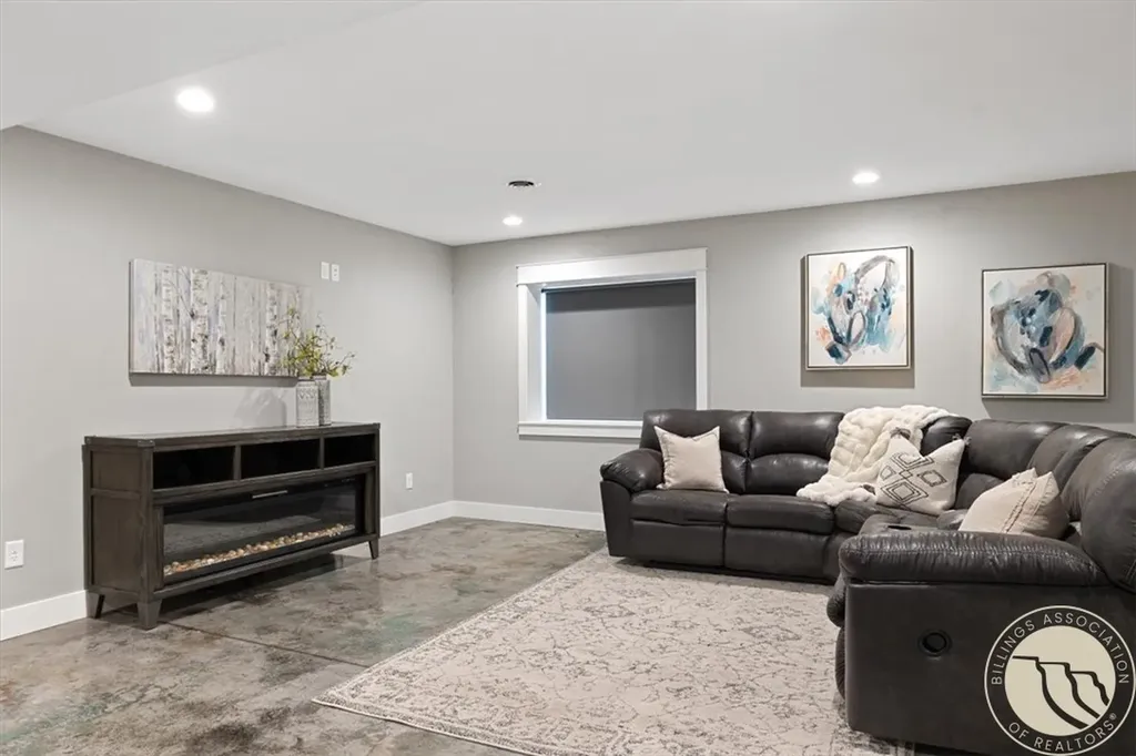 3048 W Copper Ridge Loop Billings MT 59106