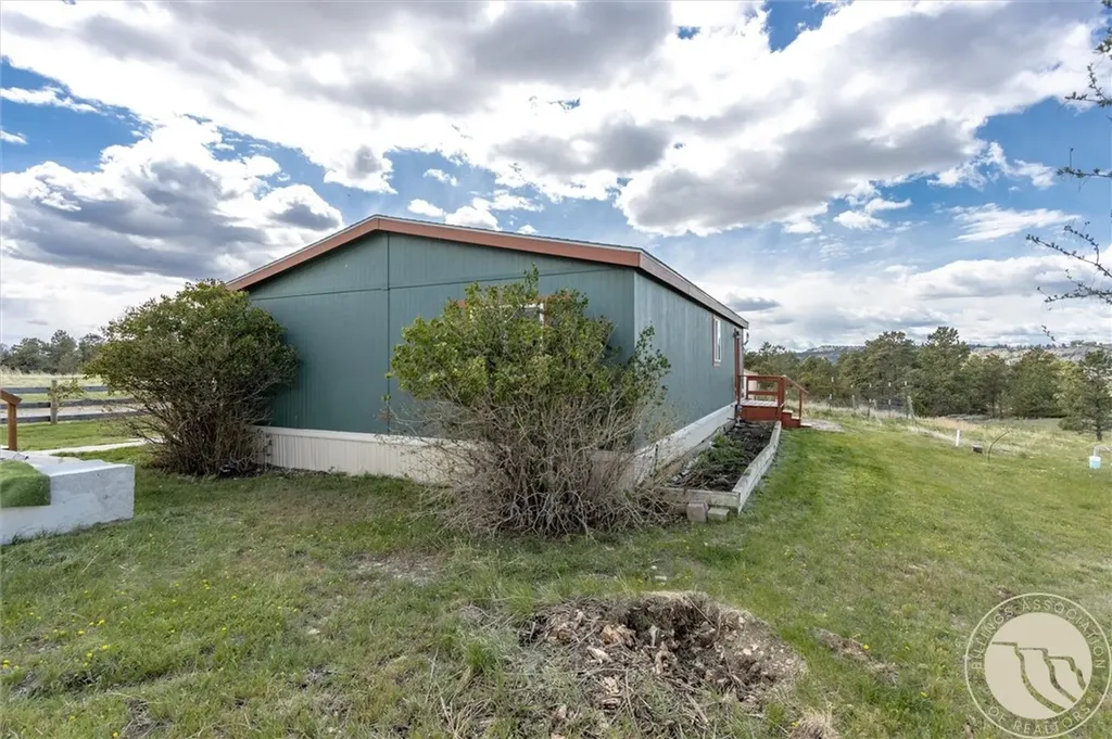 2860 Chief White Bird Trail Billings MT 59044